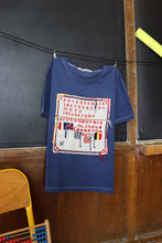 Charger l'image dans la galerie, N°43 - T-SHIRT UPCYCLÉ - M