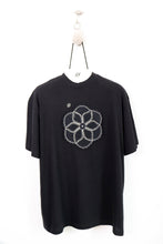 Charger l'image dans la galerie, N°58 - T-SHIRT UPCYCLÉ - XL