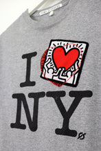 Charger l'image dans la galerie, N°42 - T-SHIRT UPCYCLÉ - S