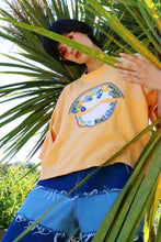 Charger l'image dans la galerie, N°26 - T-SHIRT UPCYCLÉ - XL