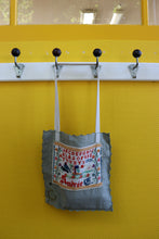 Charger l&#39;image dans la galerie, N°44 - TOTE BAG UPCYCLÉ
