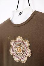 Charger l&#39;image dans la galerie, N°59 - T-SHIRT UPCYCLÉ - M
