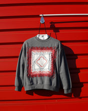 Charger l&#39;image dans la galerie, N°3 - SWEAT UPCYCLÉ - L
