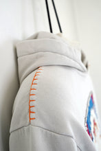 Charger l&#39;image dans la galerie, N°7 - HOODY UPCYCLÉ - XS
