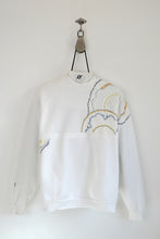 Charger l&#39;image dans la galerie, N°17 - SWEAT UPCYCLÉ - L
