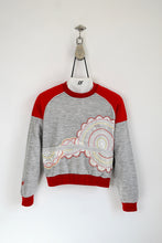 Charger l&#39;image dans la galerie, N°18 - SWEAT UPCYCLÉ - XS
