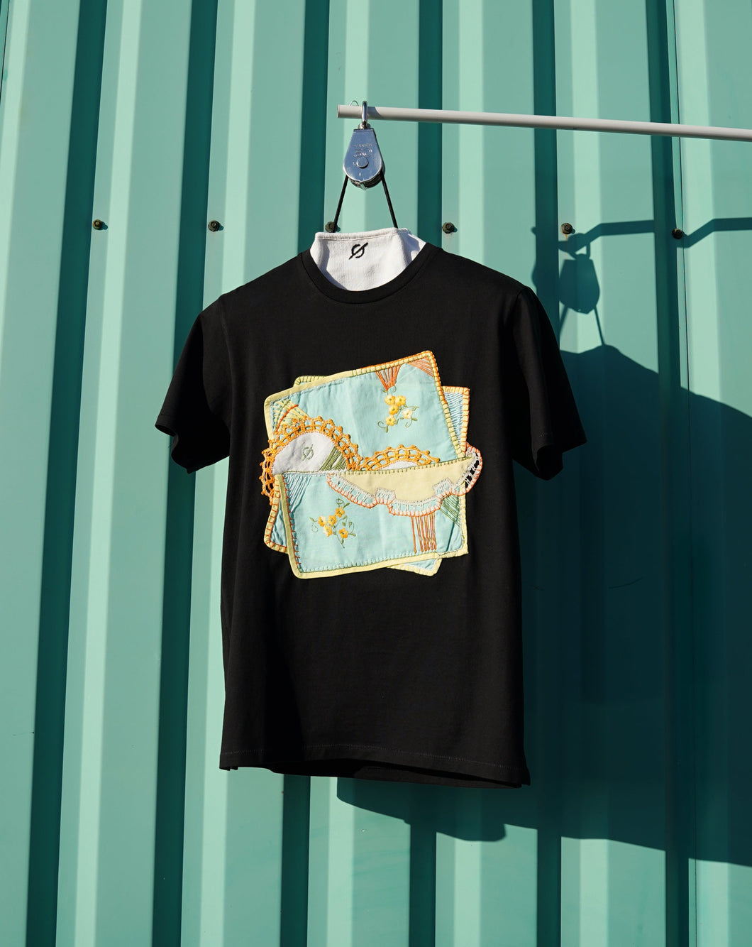 N°2 - T-SHIRT UPCYCLÉ - M