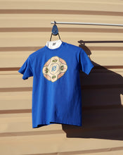Charger l&#39;image dans la galerie, N°4 - T-SHIRT UPCYCLÉ - XS
